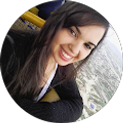 Profile photo of Giuliana Medeiros