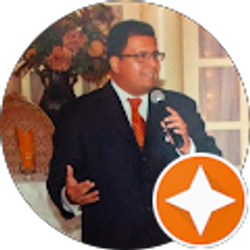 Profile photo of Javier Mendoza