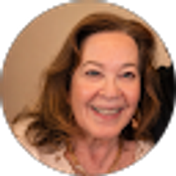 Profile photo of Julie Dornbush