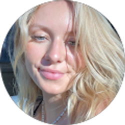 Profile photo of Sasha Mautsina