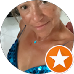 Profile photo of Elle Green