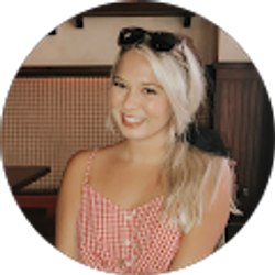 Profile photo of Anna Kauffman