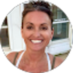 Profile photo of Jenn S