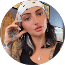 Profile photo of Kayla Kurnik