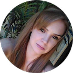 Profile photo of Kelli Duncan