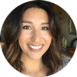 Profile photo of Arielle Barnett