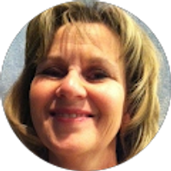 Profile photo of Lou Ann Lemmo