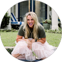 Profile photo of Julie Ruble