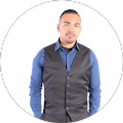 Profile photo of eddie Hernandez