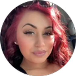 Profile photo of Mercedes Hupka