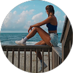 Profile photo of Eva Bryan