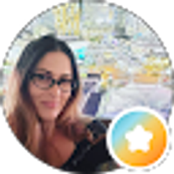 Profile photo of Crystal Cools