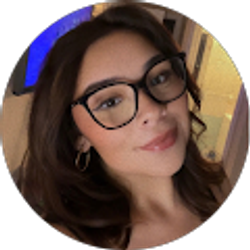 Profile photo of Catherine Luna