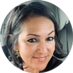 Profile photo of Patricia Robledo