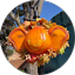 Profile photo of MeMe Mac