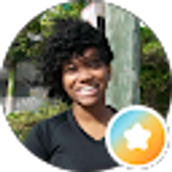 Profile photo of Holly Hampton