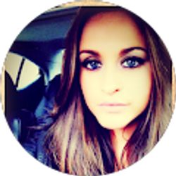 Profile photo of Lindsay Bello