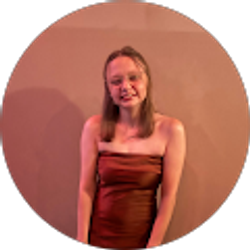Profile photo of Lauren Purdy