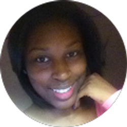 Profile photo of Arielle Crump