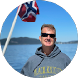 Profile photo of Thomas Peterson