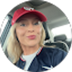 Profile photo of Kennedy Leigh