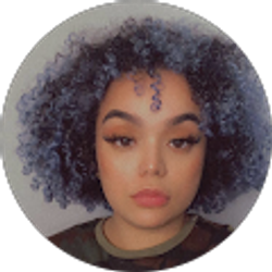 Profile photo of Gia Paredes