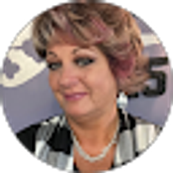Profile photo of evakay maluvac