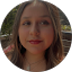 Profile photo of Helena Urquiza