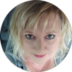 Profile photo of Cindy Moore