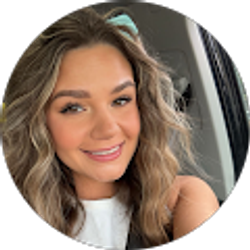 Profile photo of zoelark