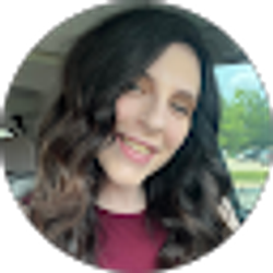 Profile photo of Alyssa Zobel