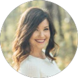 Profile photo of Justine DiCarlo