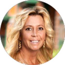 Profile photo of Kimberly Lasalandra