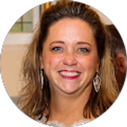 Profile photo of Angie Powell