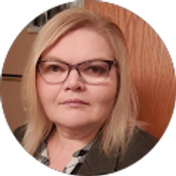 Profile photo of Julie B