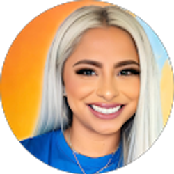 Profile photo of Karina Shields - Realtor