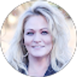 Profile photo of Dana Upton