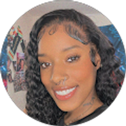 Profile photo of Zoe Moore