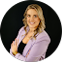 Profile photo of Leah Schnurbusch