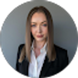Profile photo of Sarah Isaacson