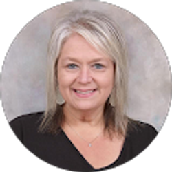 Profile photo of Nikki Ross