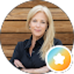 Profile photo of Nicole Kobey