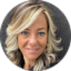 Profile photo of Christine