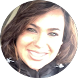 Profile photo of Julia Thomas