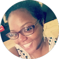 Profile photo of Holly Riley