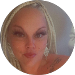 Profile photo of Laura Holden