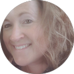 Profile photo of Kelley Knight