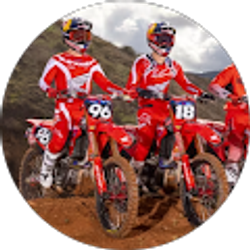 Profile photo of Michelle Dakovich