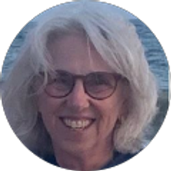 Profile photo of Vivian Floch