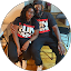 Profile photo of Samentha & Cameron Parker